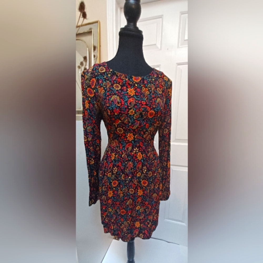 FOREVER 21 Babydoll Longsleeve Floral Dress